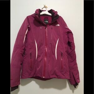 02 The North Face Hyvent Recco Ski Jacket